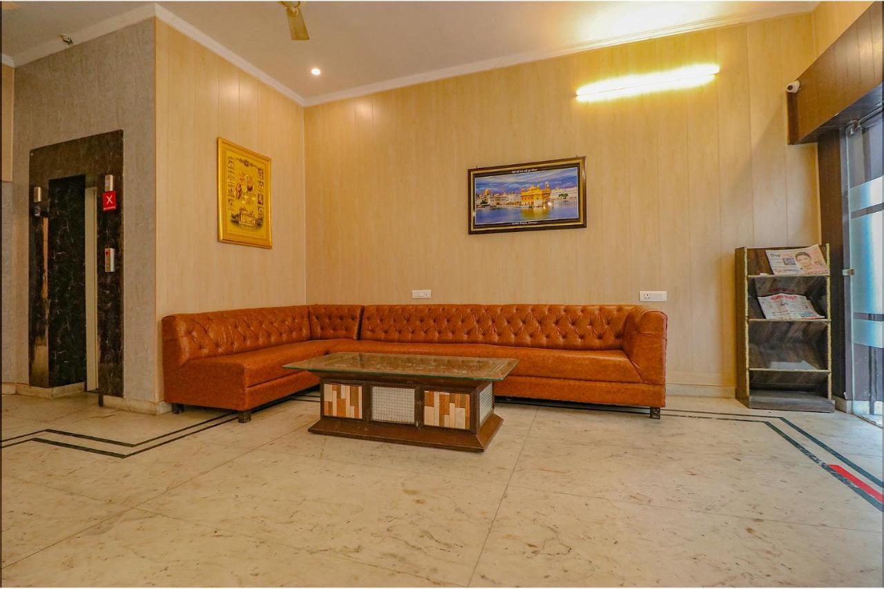 Fabhotel Gd Sunrise Inn Амритсар Екстериор снимка